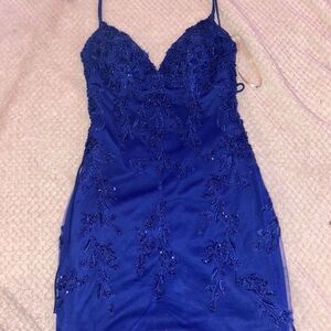 Faviana designer prom dress